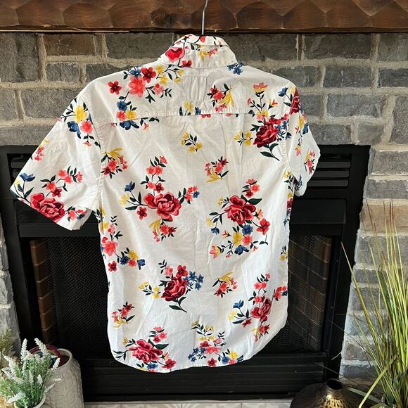 Hollister Button Down - Picture 5 of 5